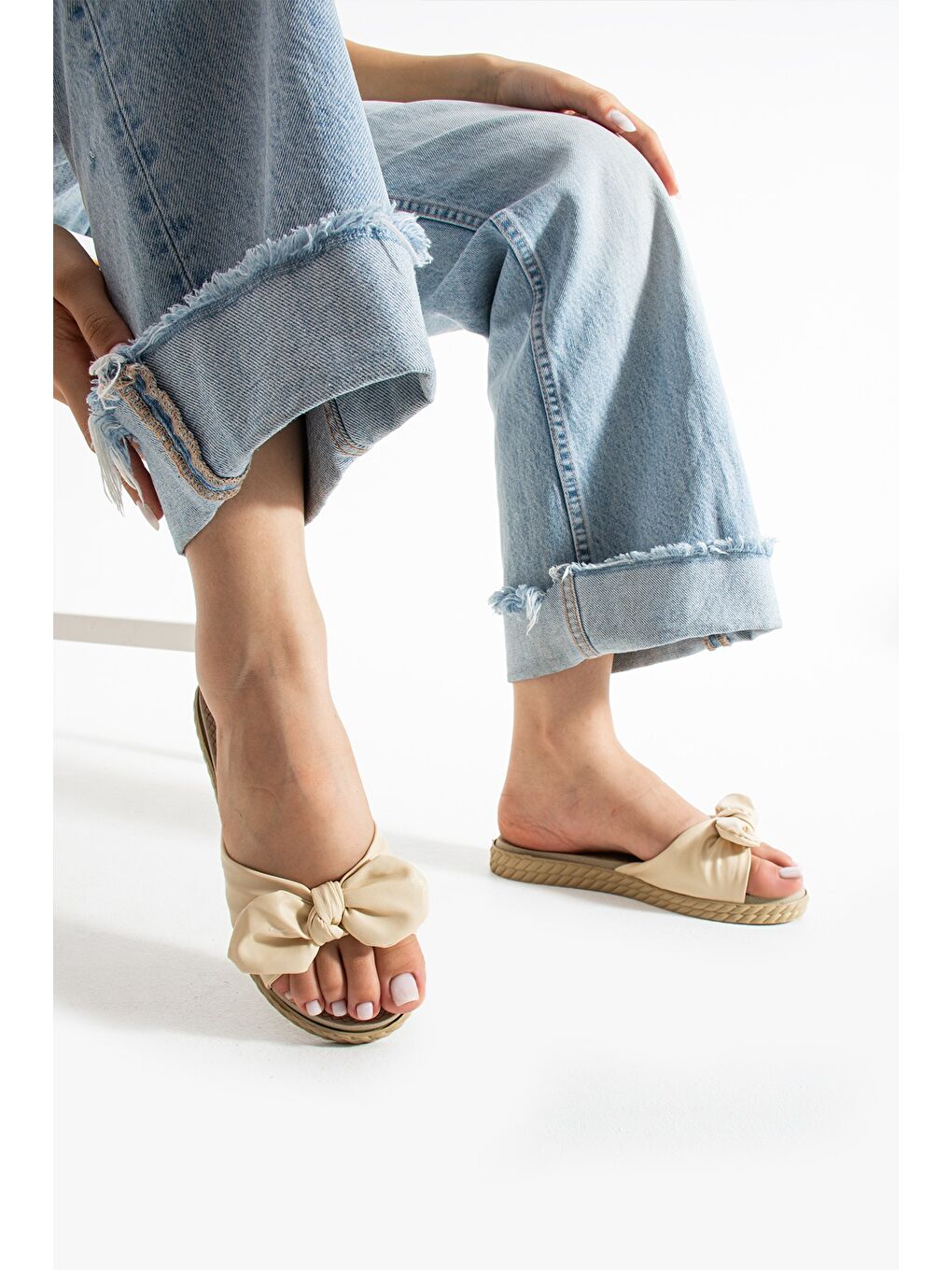 Ekru DORA Kurdale Kadın Terlik Kaymaz Taban Havuz Plaj Terliği Ev Terliği-1