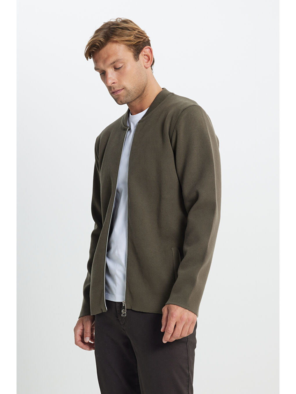 Erkek Haki %100 Pamuk Standart Fit Normal Kesim Kolej Yaka Cepli Triko Hırka-3