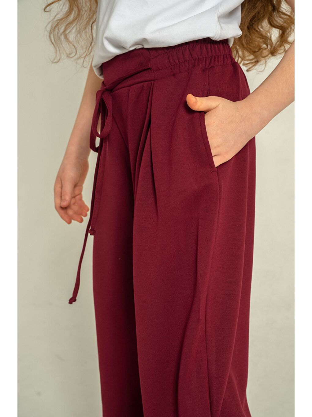 Bordo Ön Pileli Yumuşak Dokulu - Comfort Kumaş Kız Çocuk Eşofman Altı-5