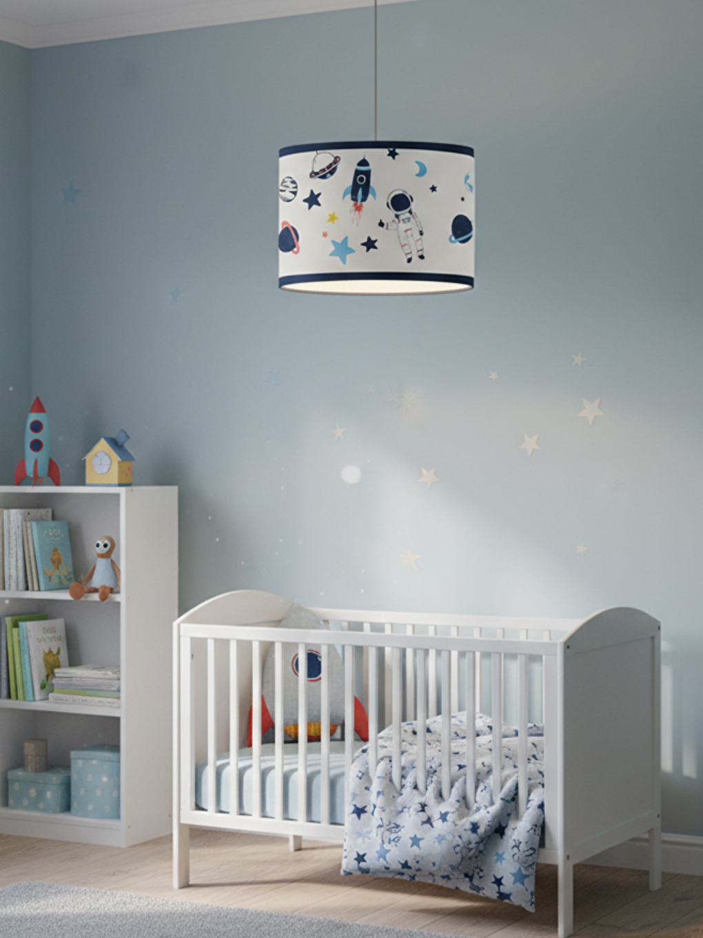 Karışık Astronot Desenli Sarkıt Avize Modeli