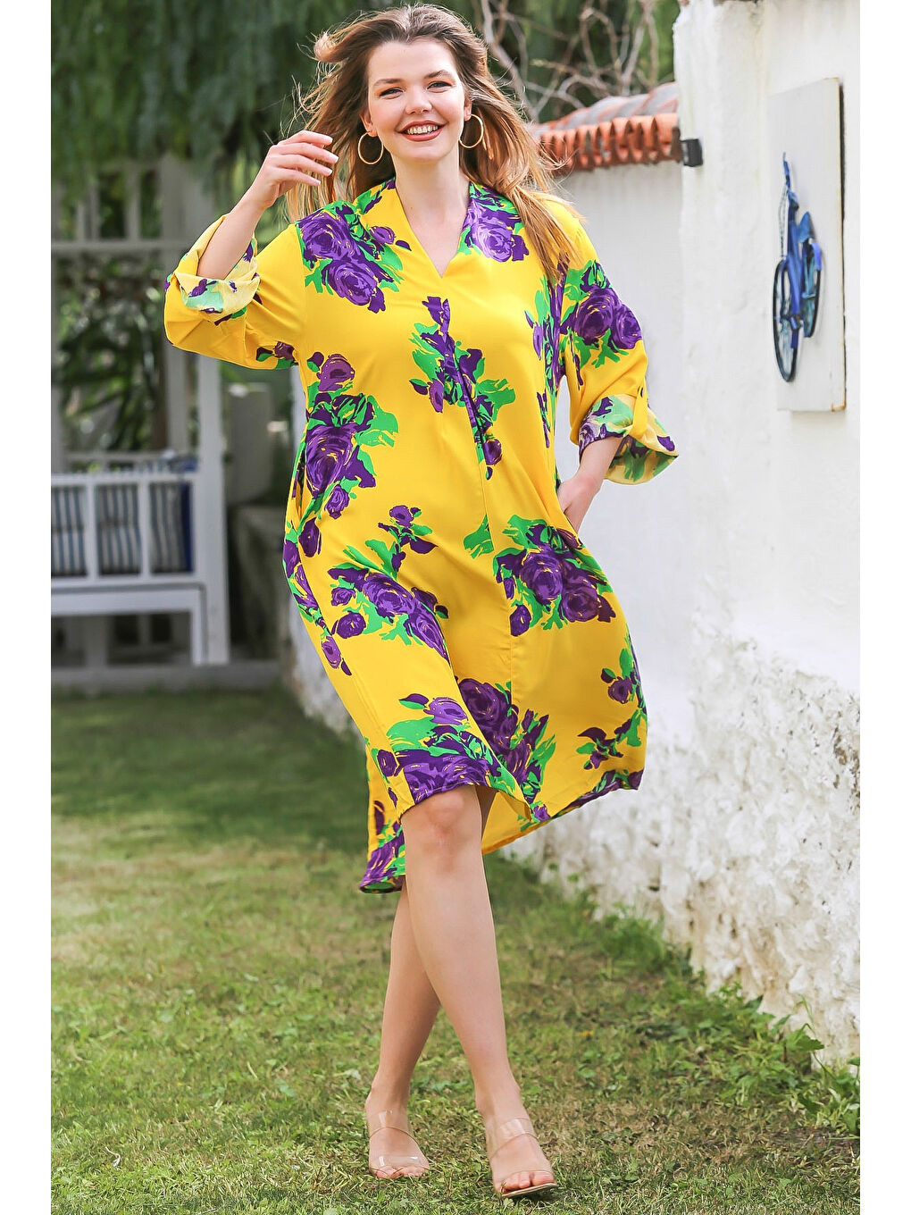 Sarı V Yaka Düğmeli Uzun Kollu Gizli Cepli Allover Baskılı Casual Viskon Dokuma Elbise 115 58