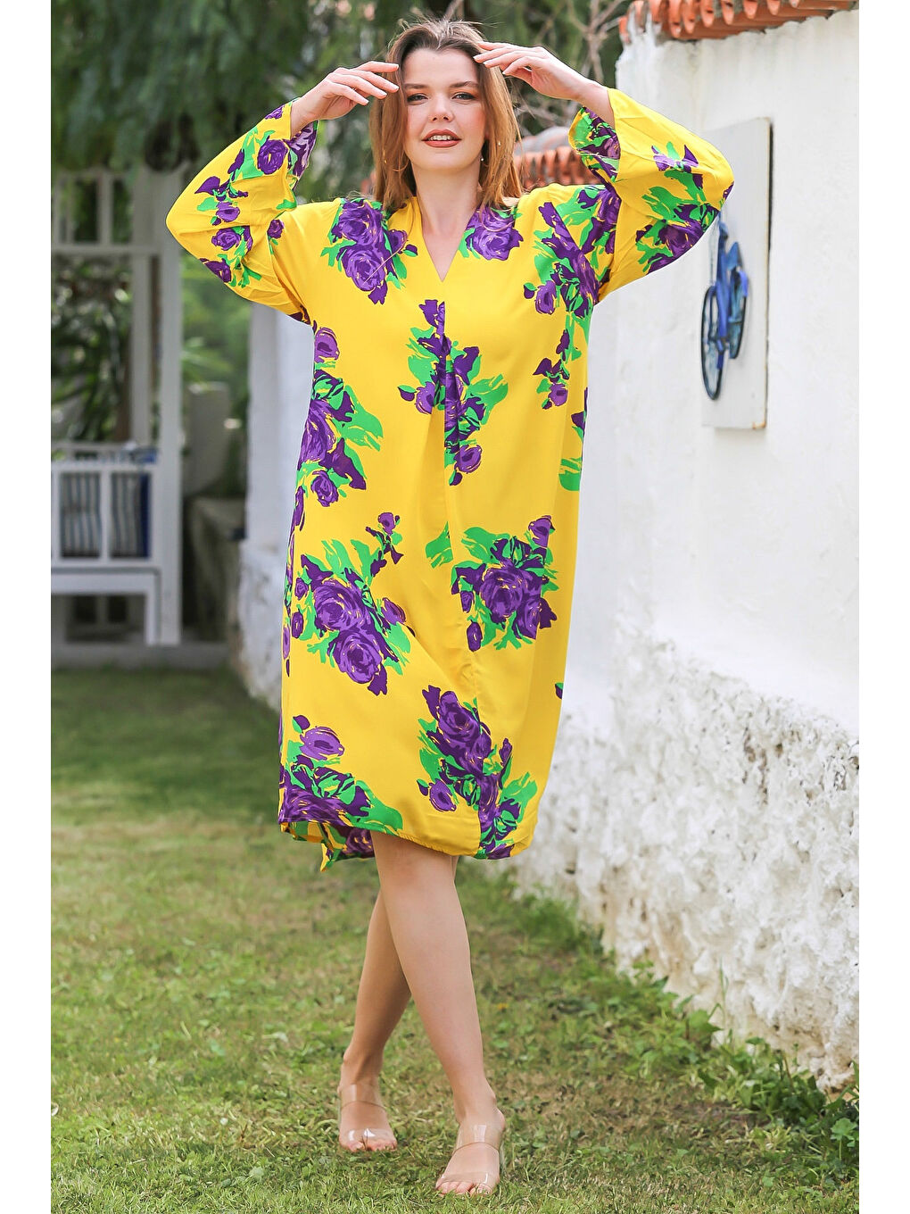 Sarı V Yaka Düğmeli Uzun Kollu Gizli Cepli Allover Baskılı Casual Viskon Dokuma Elbise 115 58-3