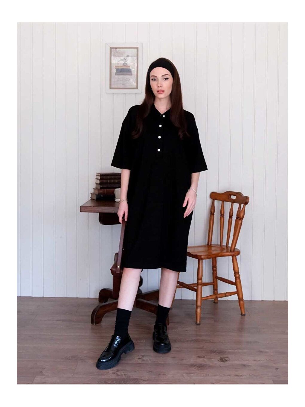 Siyah Düğme Detay Midi Elbise-1