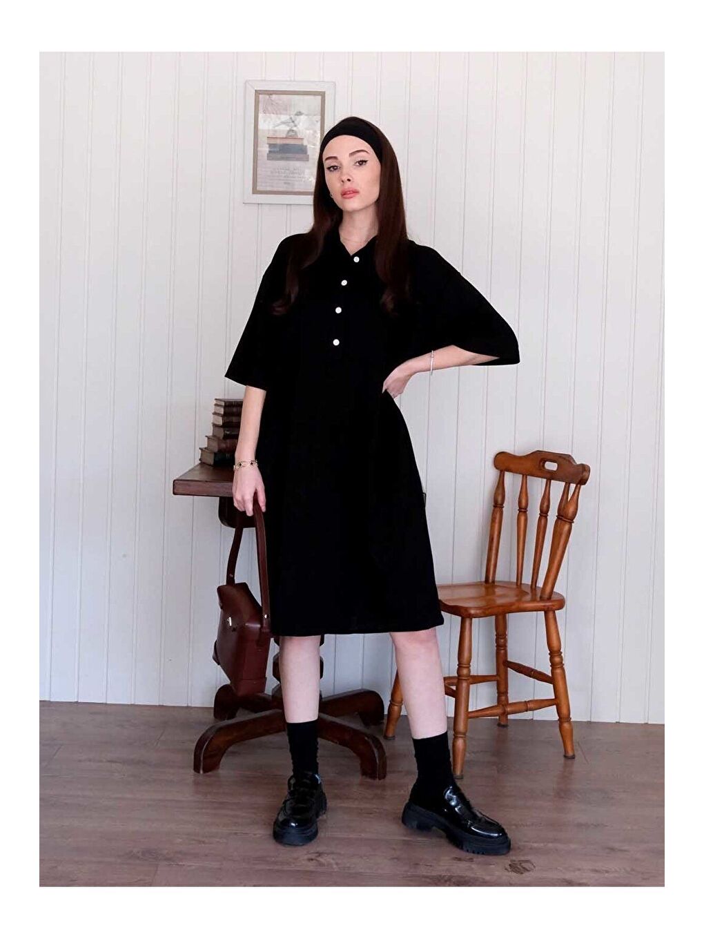 Siyah Düğme Detay Midi Elbise-2