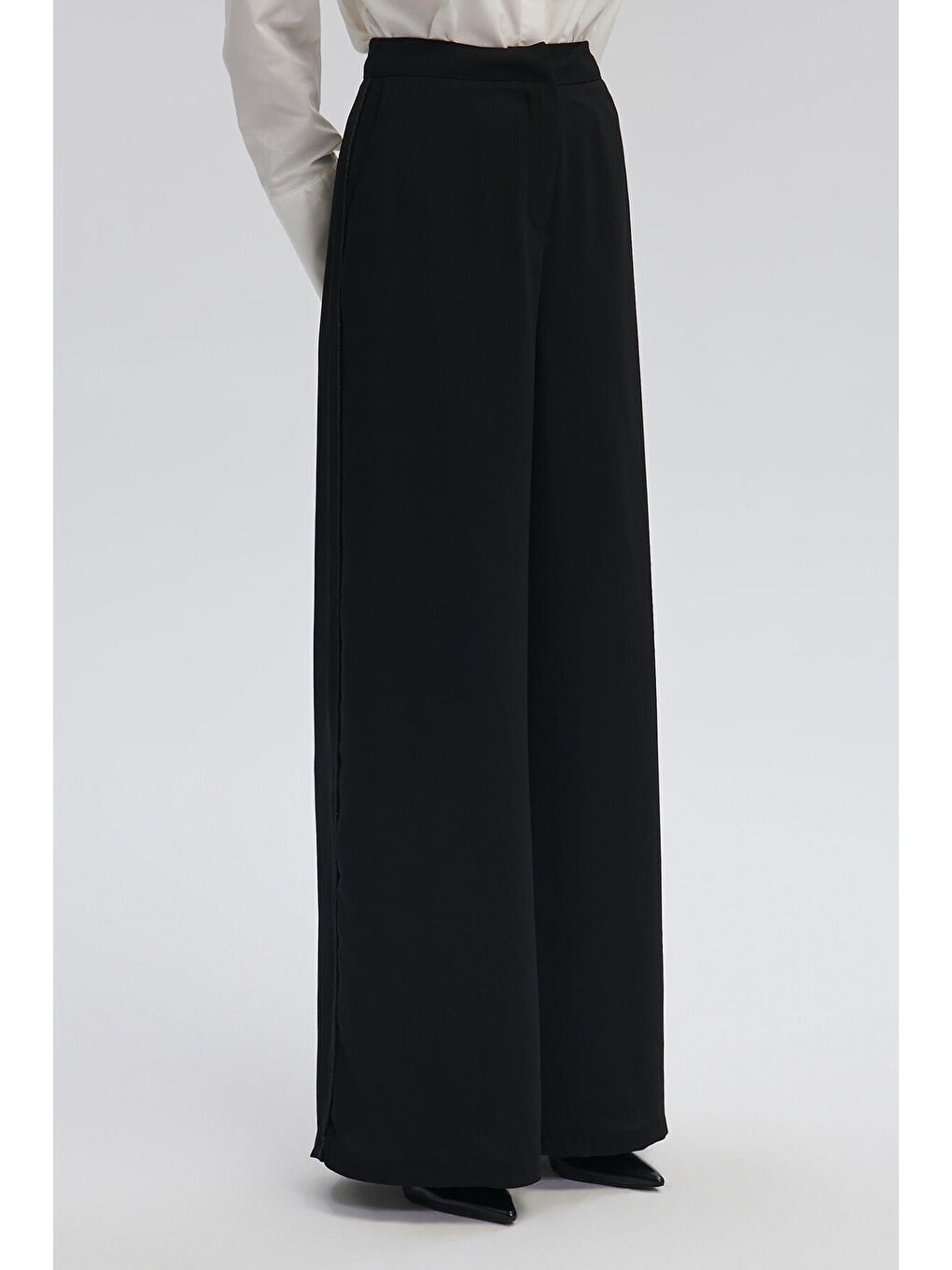 Siyah Bol Paça Krep Pantolon-2