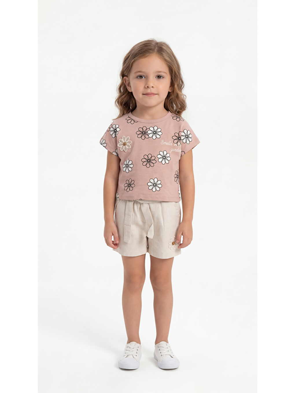 Pembe Çiçek Desenli Aplikeli Kemerli Kız Çocuk Tişört-Şort Takım