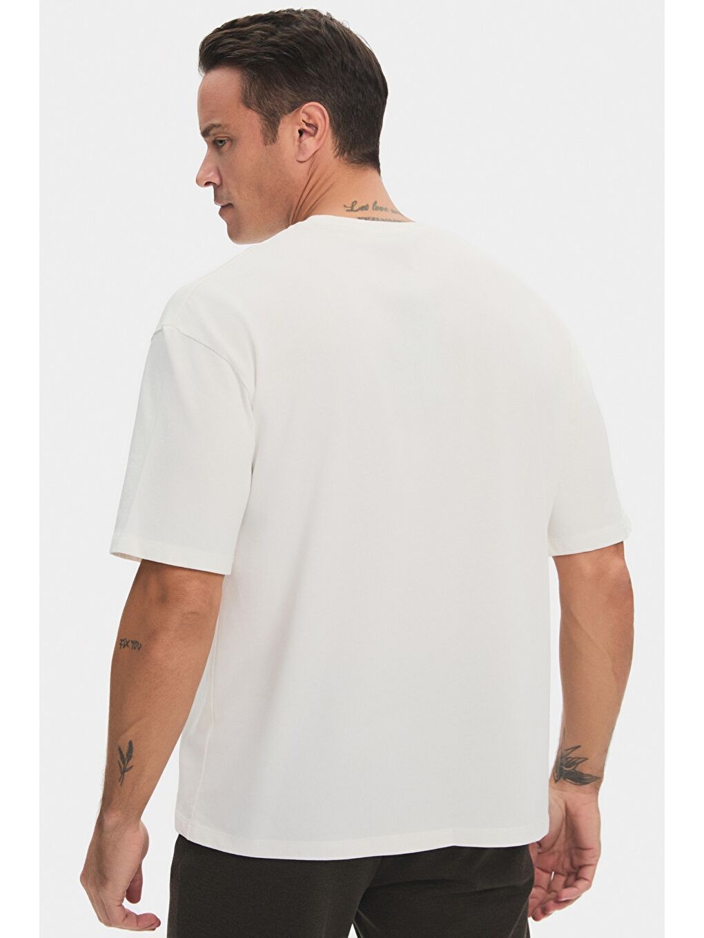 Beyaz Erkek Oversize Slogan Baskılı Kalın Dokulu Tişört-4