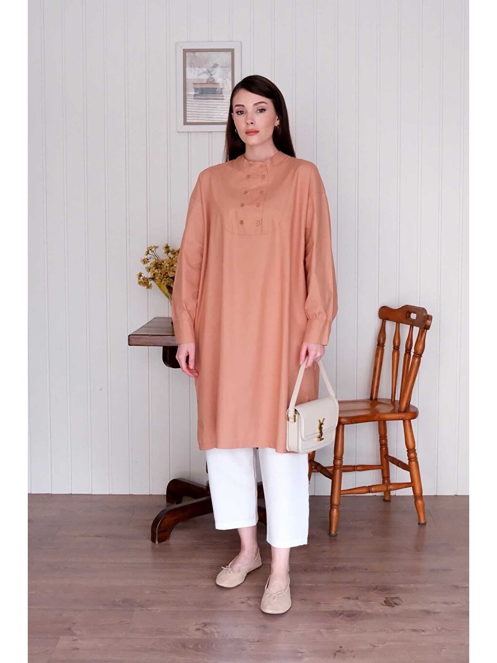 Pembe Somon Uzun Düğme Detaylı Tunik