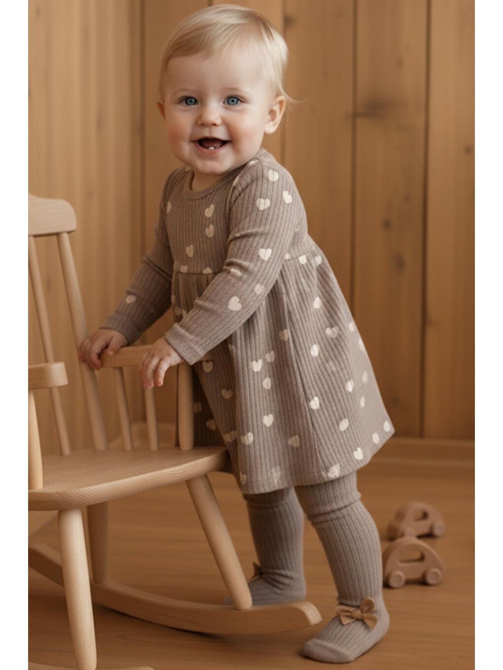 Kahverengi Kız Bebek Fiyonk Detaylı Külotlu Çorap-3