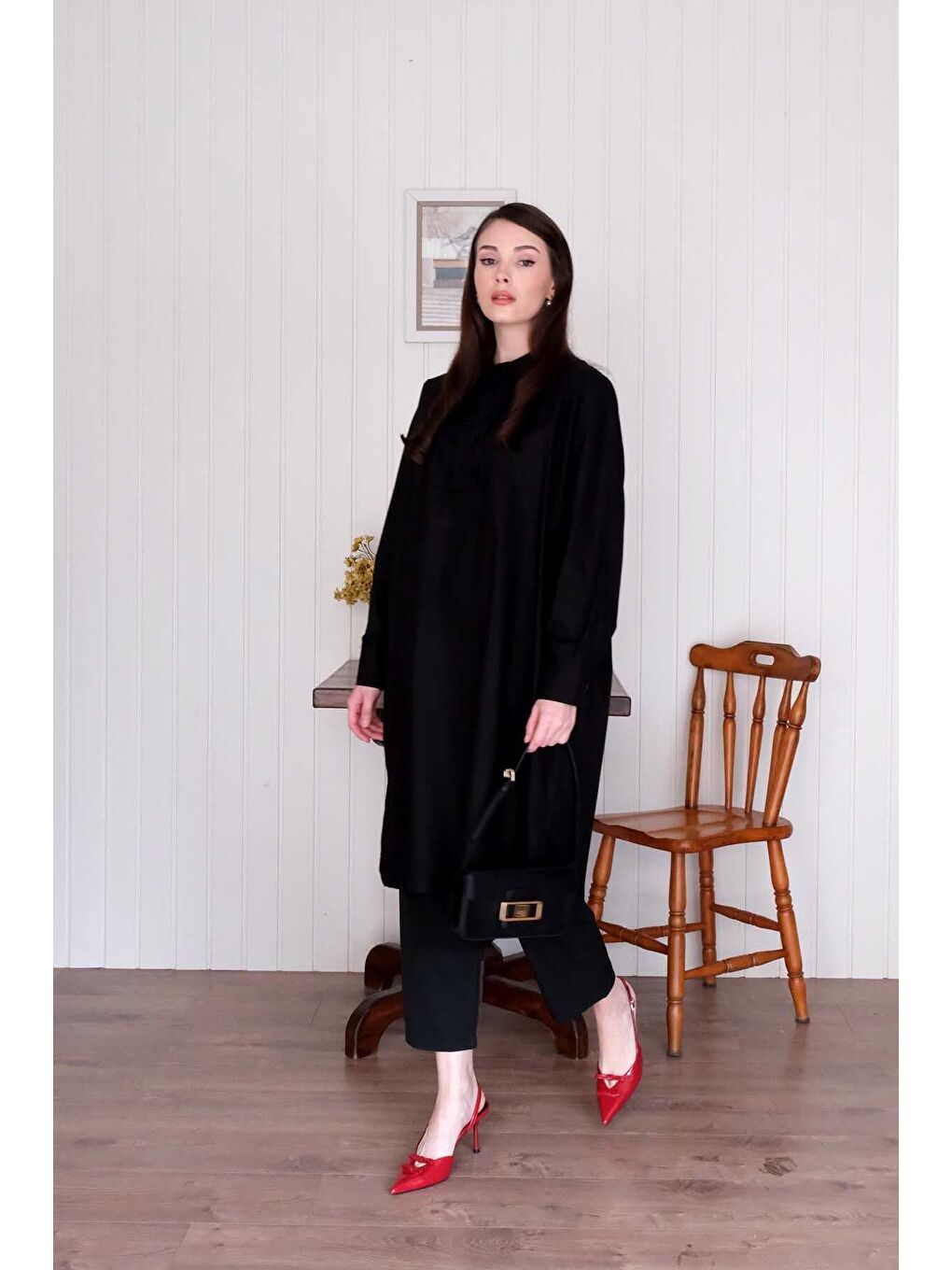 Siyah Uzun Düğme Detaylı Tunik-2