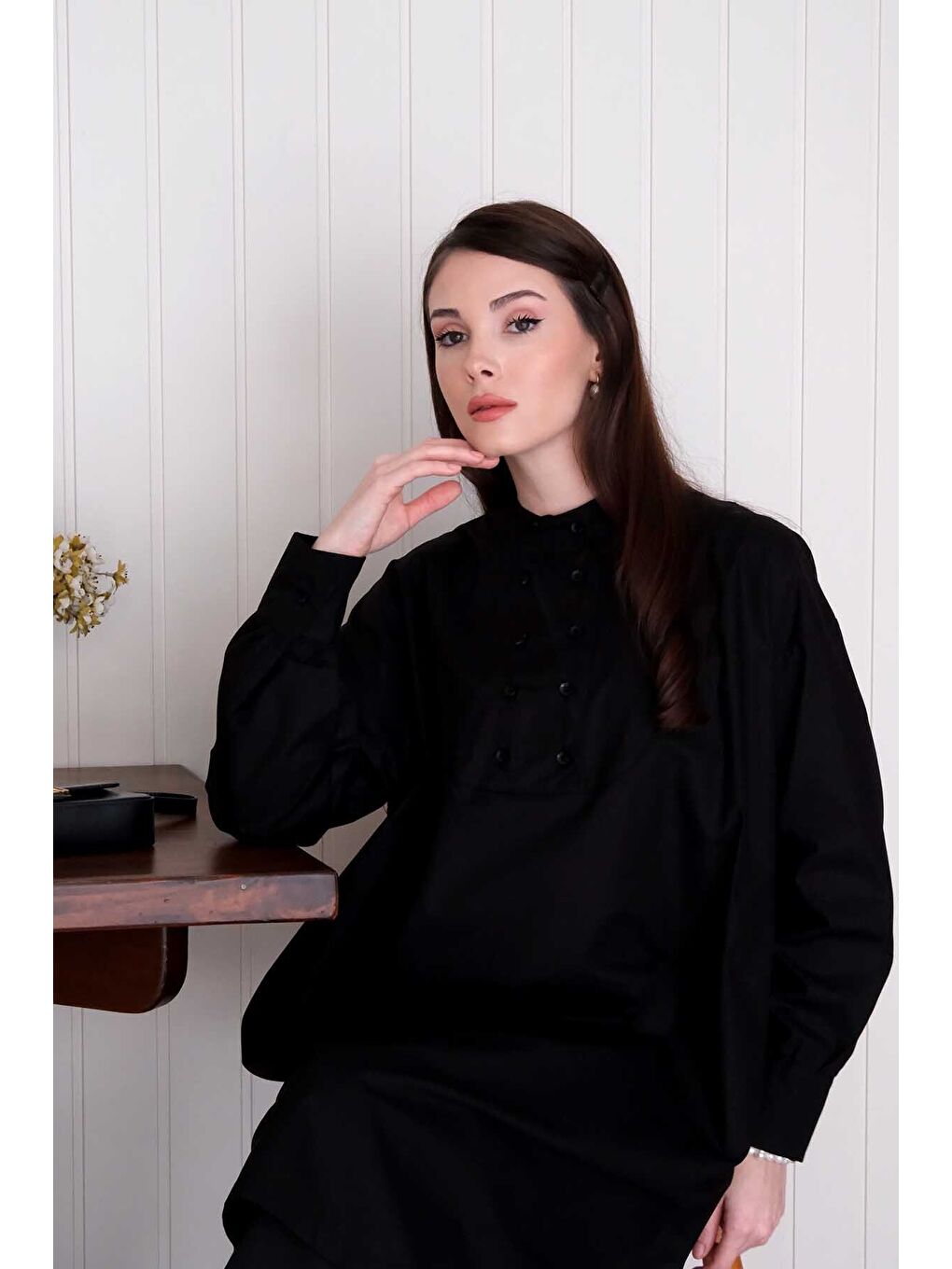 Siyah Uzun Düğme Detaylı Tunik-6