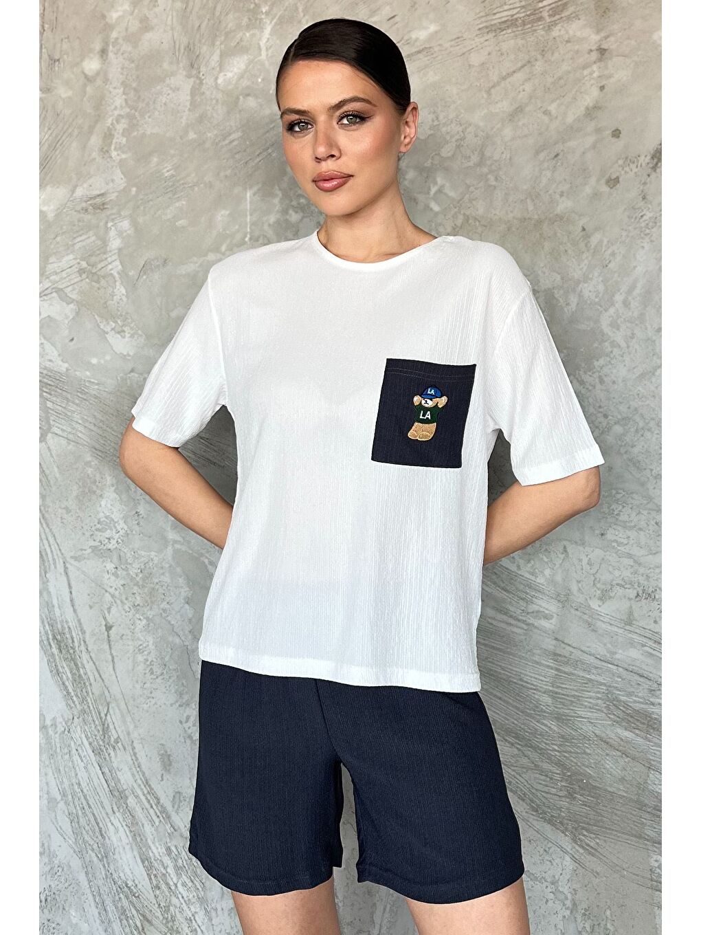 Antrasit Kadın Tek Cepli Nakışlı Şortlu İkili Takım-1