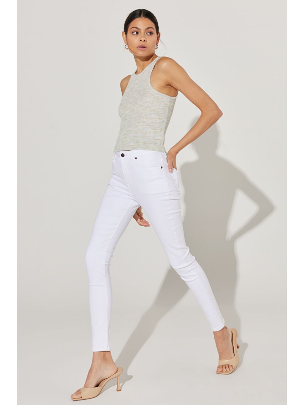 Karışık Slim Fit Dar Kesim Bisiklet Yaka Kolsuz Çizgili Tişört-4