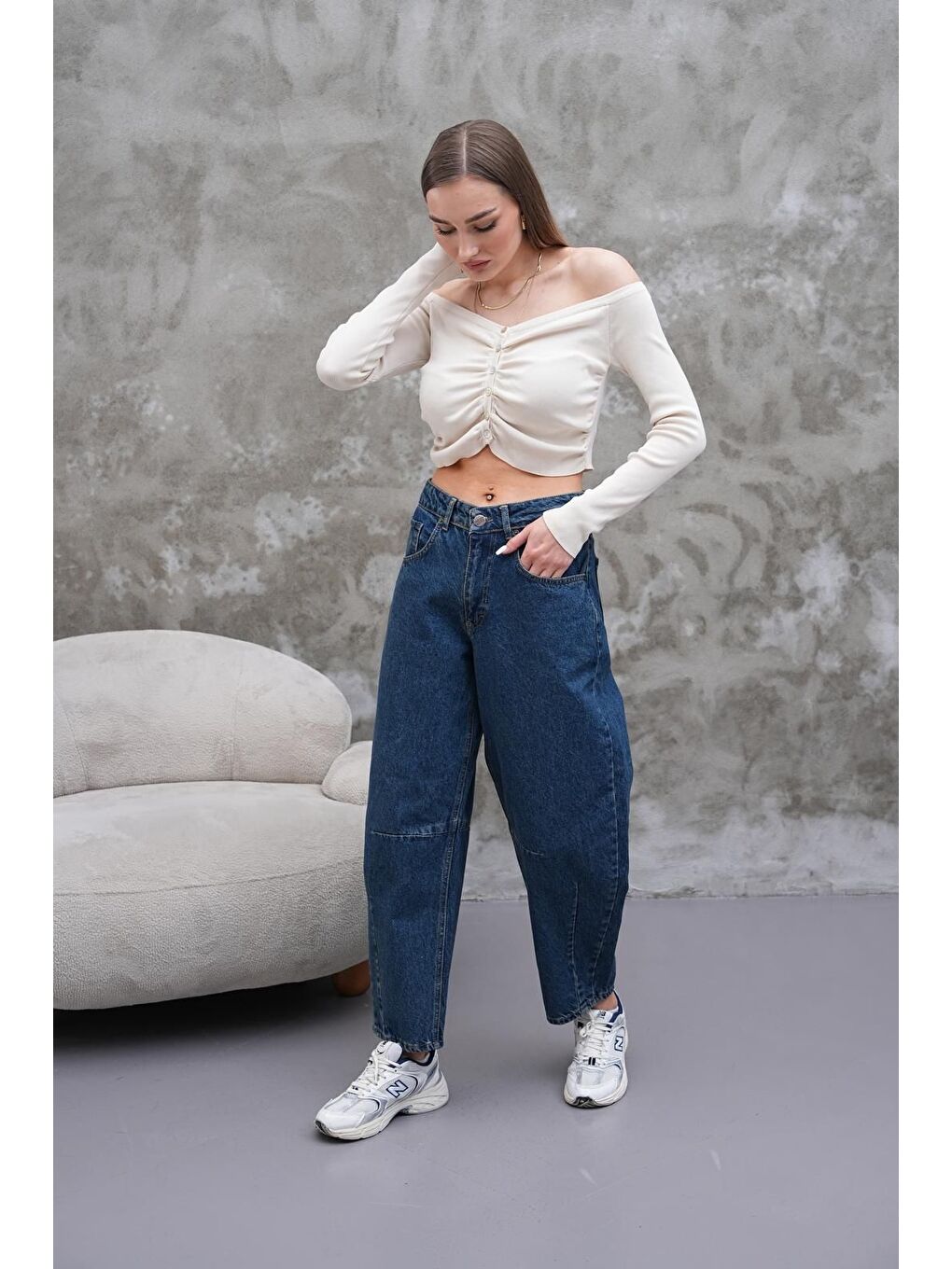 Mom Jean Yüksek Bel Bol Kesim Paça Pileli Esnek Jean Pantolon Lacivert-3