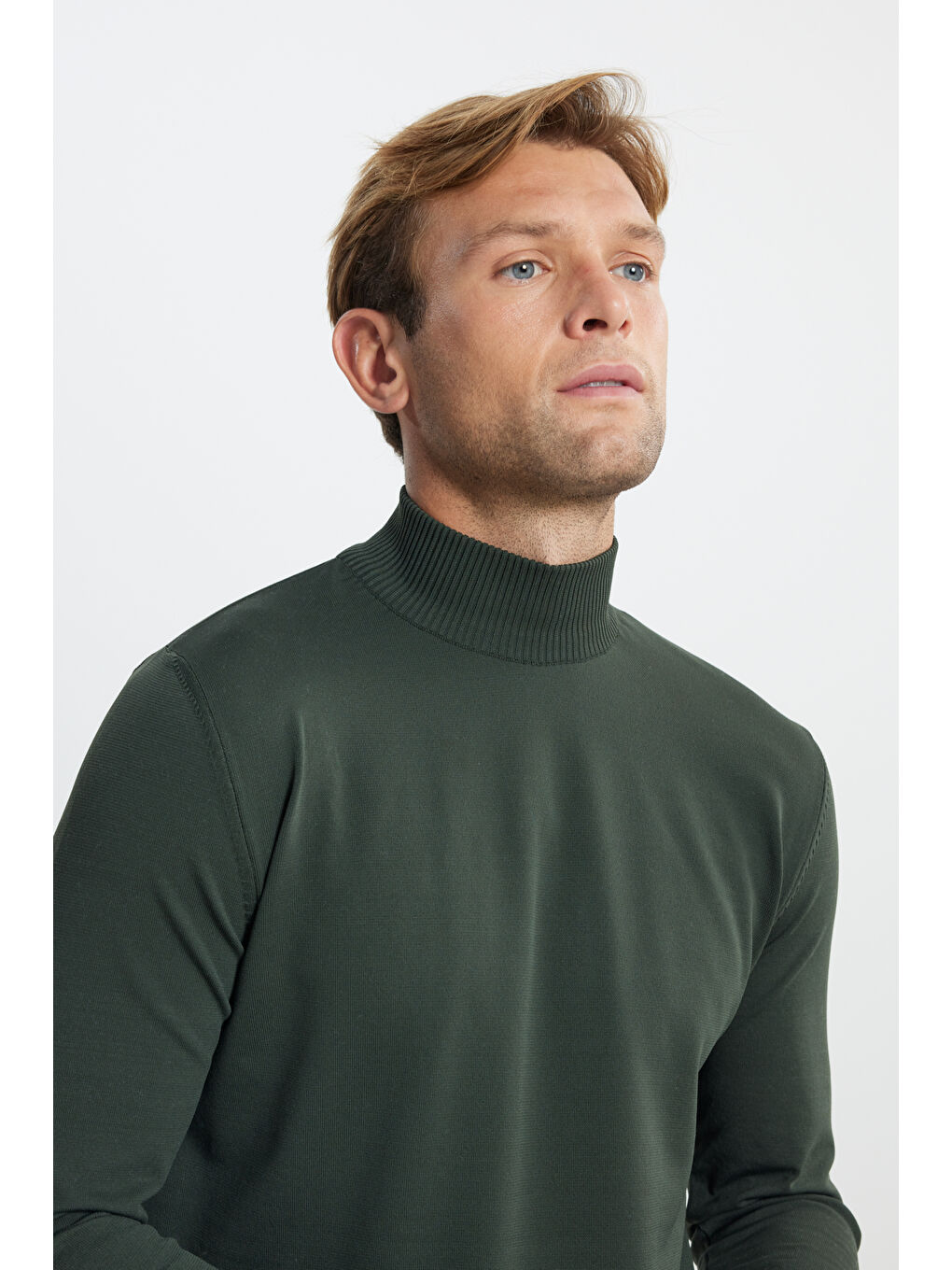 Erkek Haki Standart Fit Normal Kesim Yarım Balıkçı Yaka Triko Kazak-4