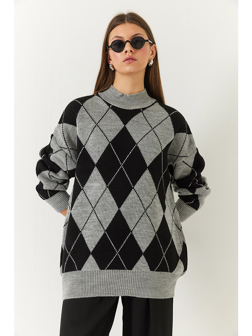 Gri Kadın Baklava Desenli Yarım Balıkçı Yaka Oversize Kalın Triko Kazak-1