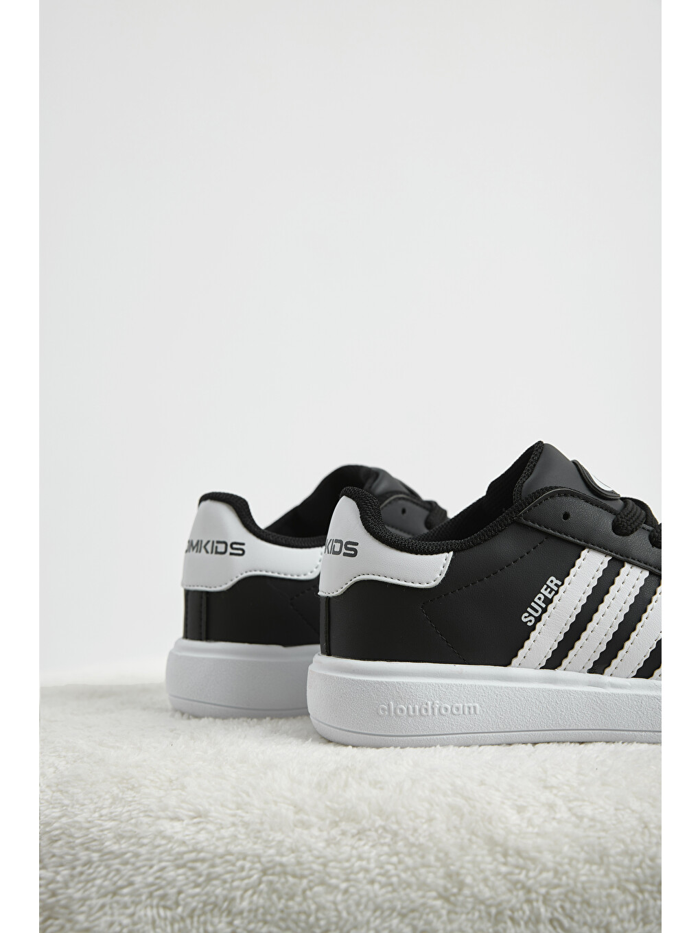 Çocuk Unisex Siyah Beyaz Rahat Kalıp Nefes Alabilen Bağcıklı Sneaker-2