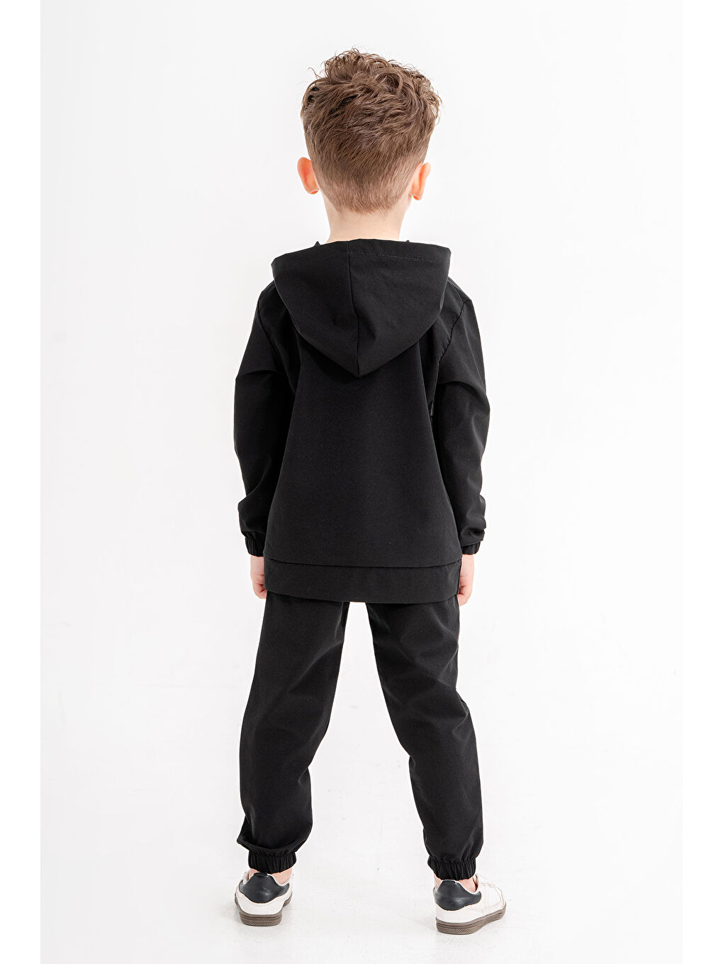 Siyah Kanguru Cepli Kapüşonlu Erkek Çocuk Paraşüt Eşofman Takımı 20119-4
