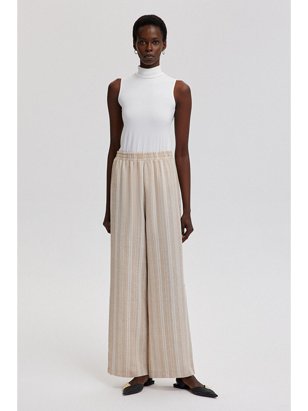 Bej Beli Lastikli Çizgili Pantolon-2