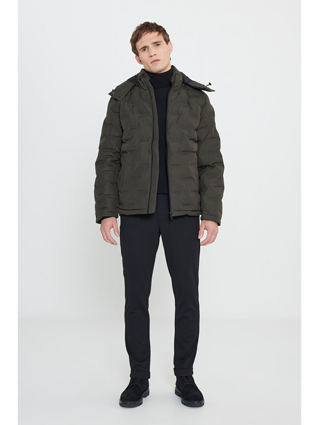 Erkek Haki Standart Fit Normal Kesim Kapüşonlu Desenli Mont-1