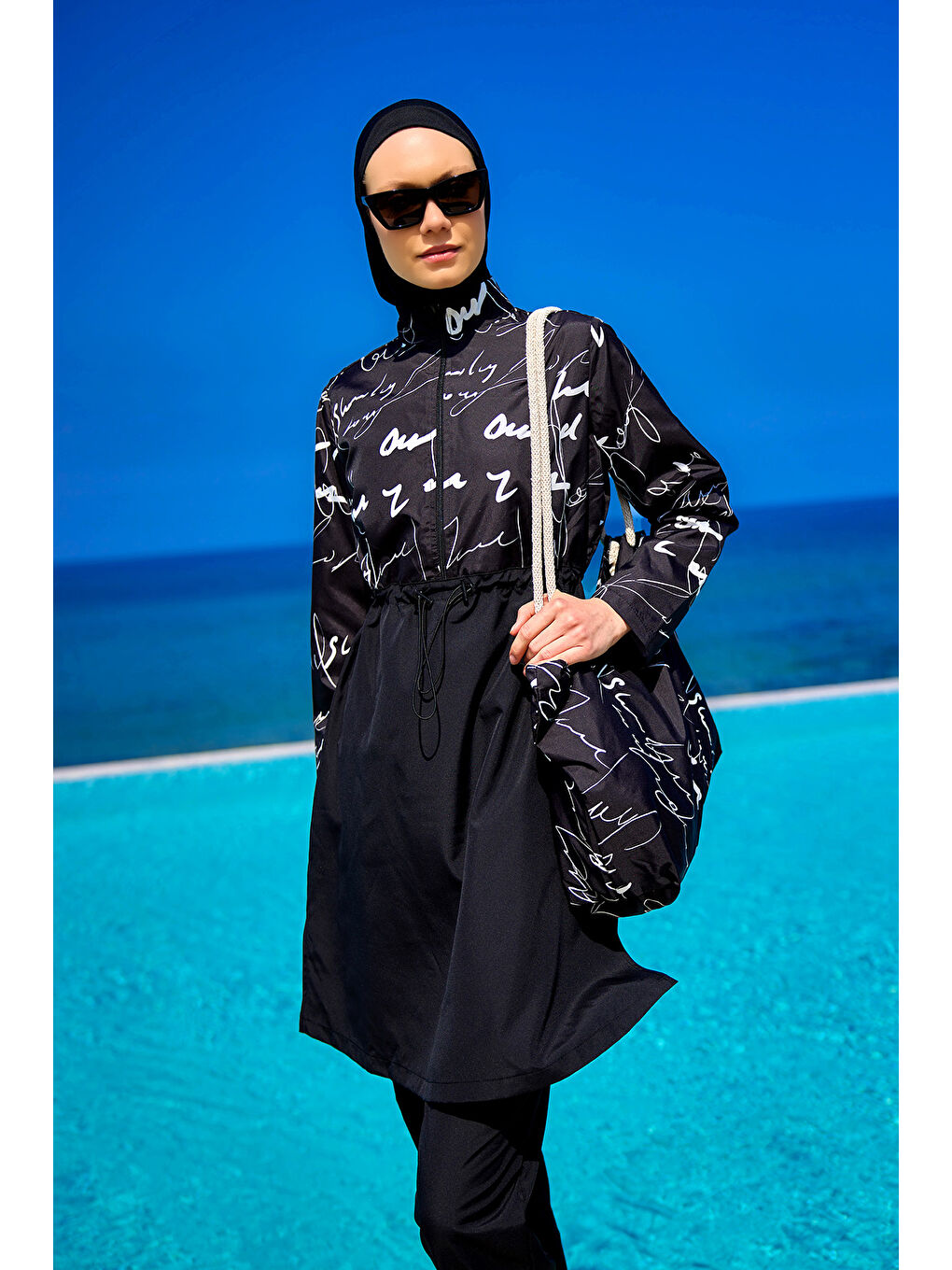 Siyah Tam Kapalı Tesettür Mayo Plaj Çantalı 4 Parça Set R2501-2