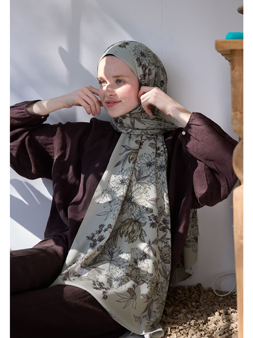 Kahverengi Aster Desen Şal Tozlu Kahve