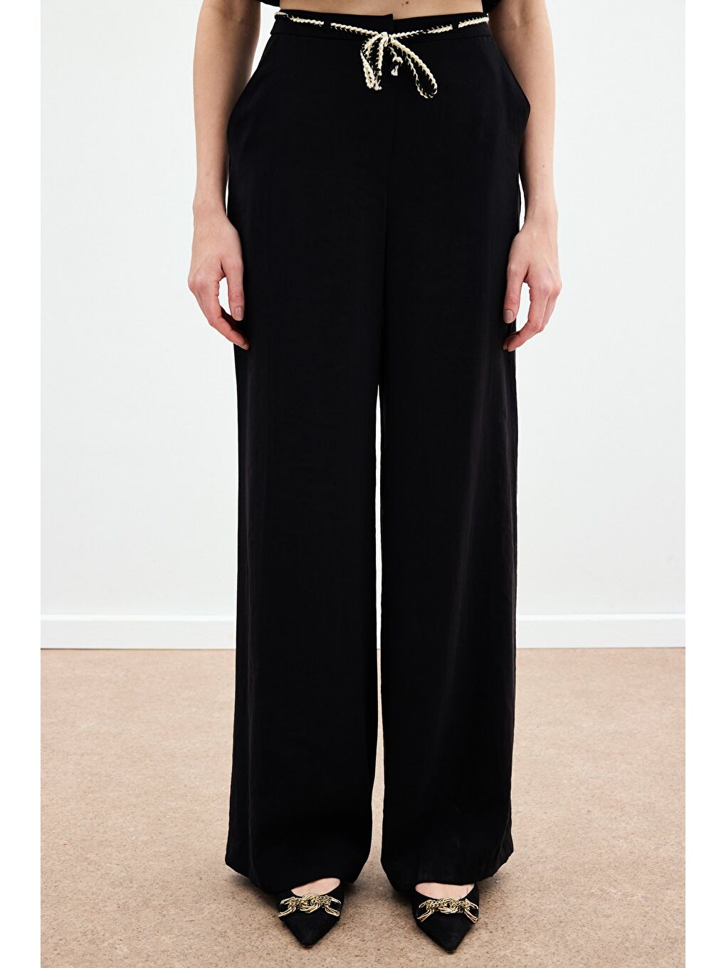 Örgü Kemerli Pantolon - Siyah-4