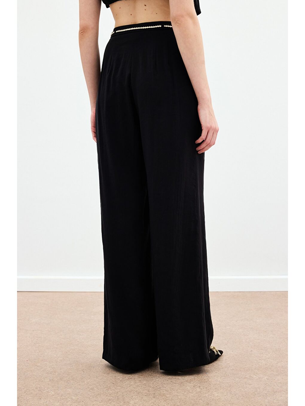 Örgü Kemerli Pantolon - Siyah-5