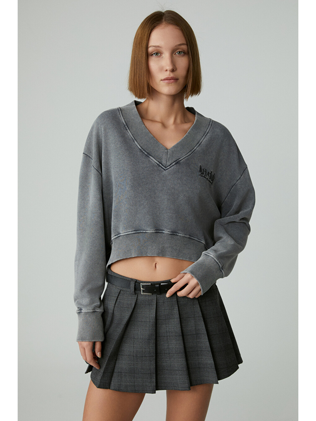 Andreıta Kadın V Yakalı Asimetrik Oversize Açık Gri Sweatshirt