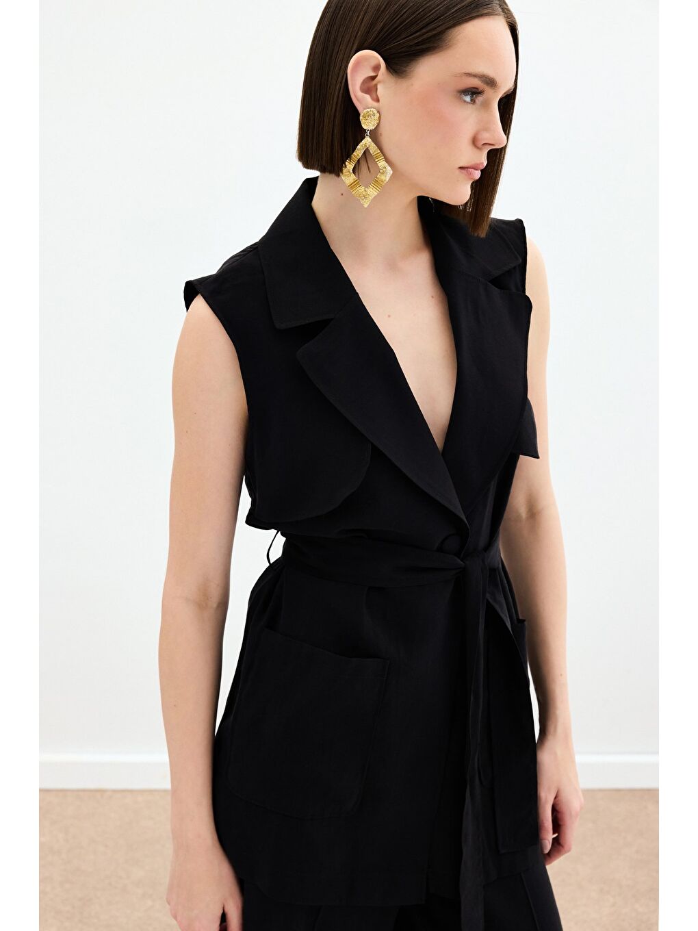 Kuşaklı Uzun Yelek - Siyah