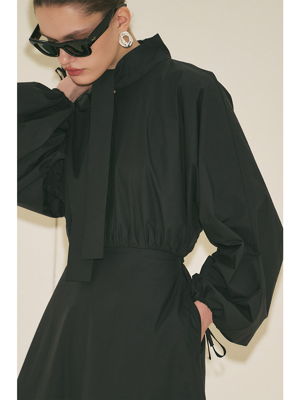 Geniş Kol Tasarımlı Elbise Siyah-2