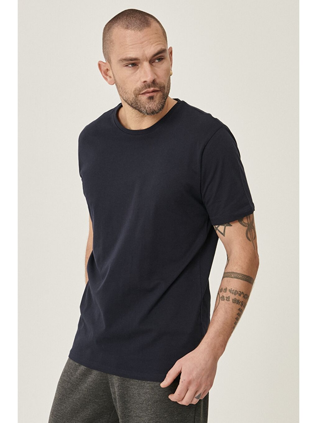 Erkek Lacivert Slim Fit Bisiklet Yaka 2'li Düz Tişört Paketi-2