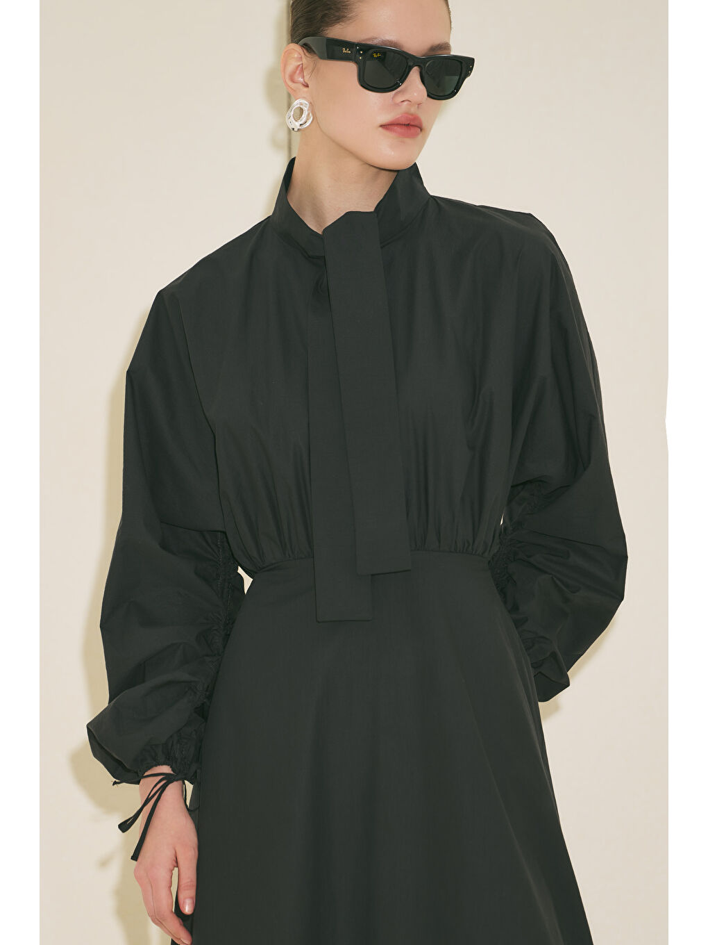 Geniş Kol Tasarımlı Elbise Siyah-6