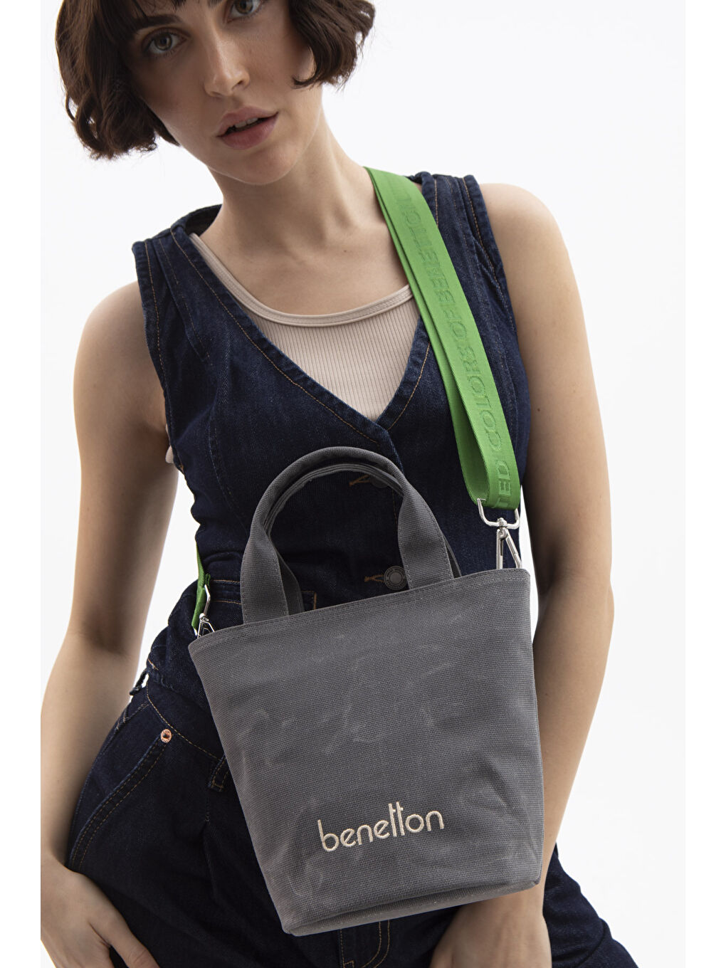 Kadin El Çantasi Gri̇ BNT1619