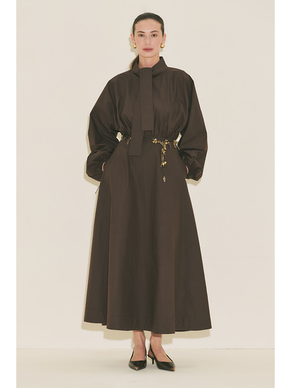 Geniş Kol Tasarımlı Elbise Kahverengi-5