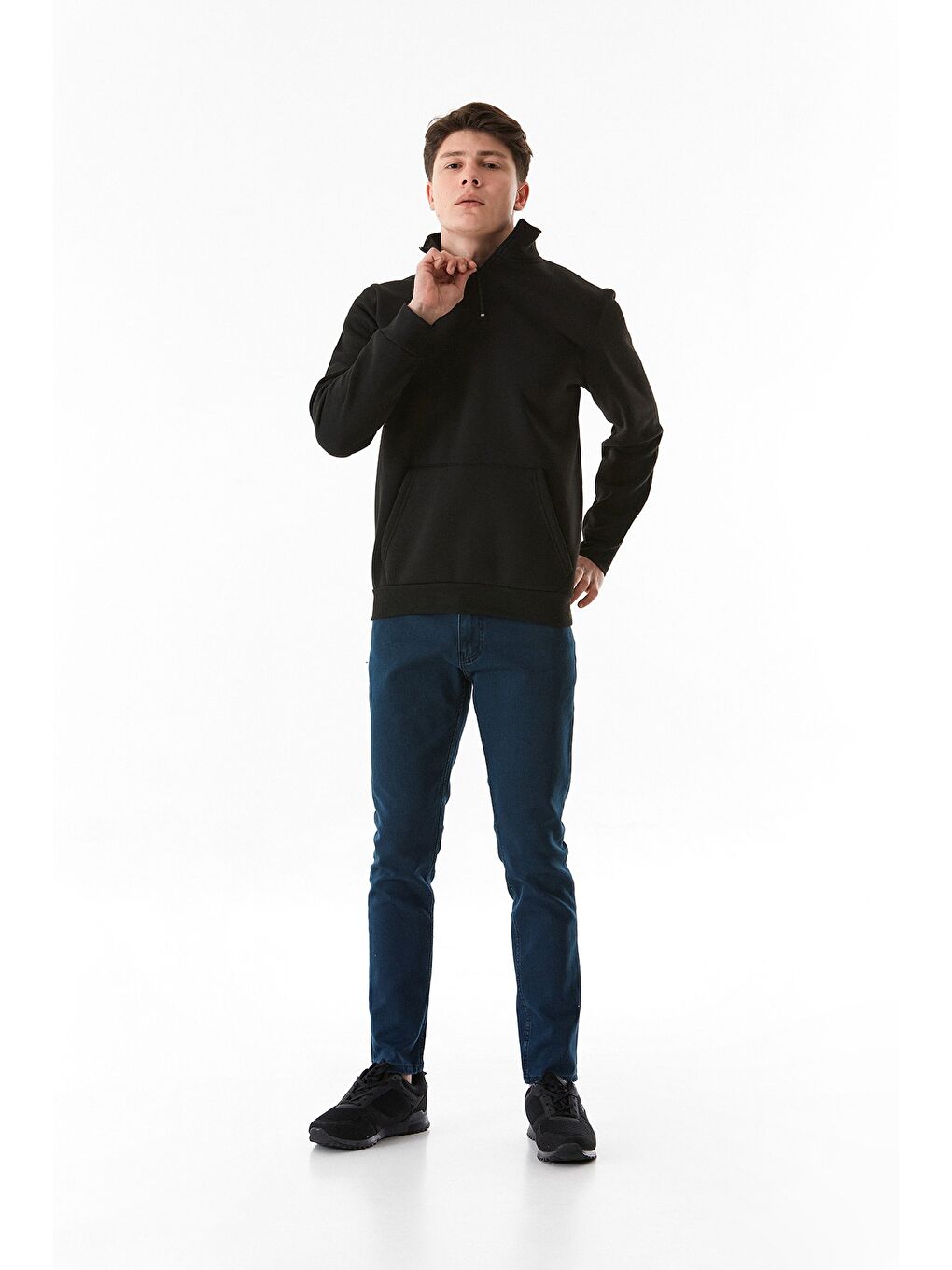 Siyah Dik Yaka  Erkek Fermuarlı Sweatshirt Hırka-1