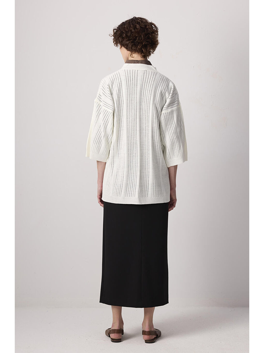 Ekru V Yaka Ajurlu Tunik-3