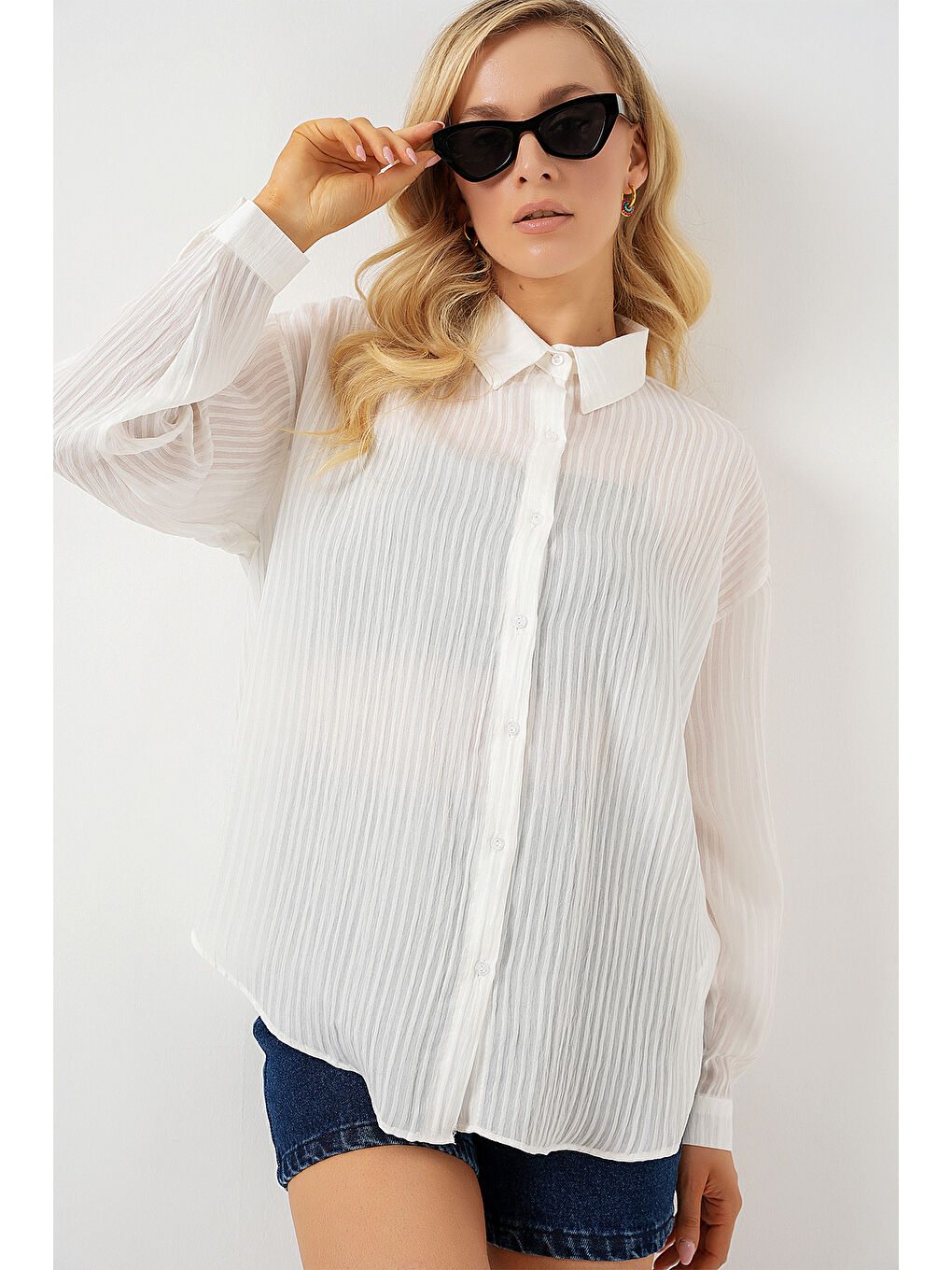 Kadın Uzun Oversize Gömlek 20320 - Beyaz-2