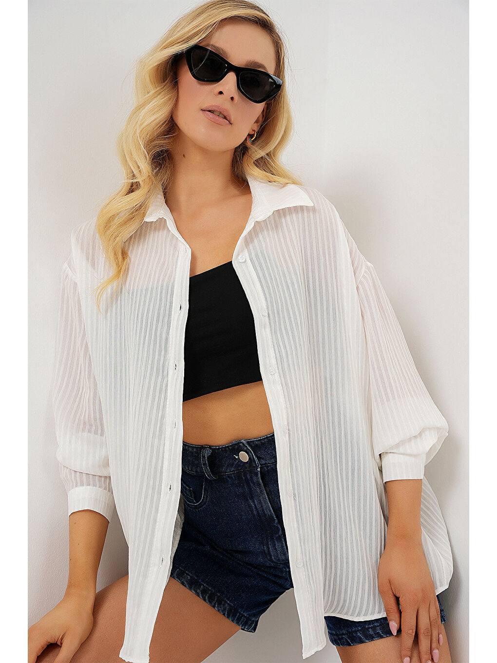 Kadın Uzun Oversize Gömlek 20320 - Beyaz-3