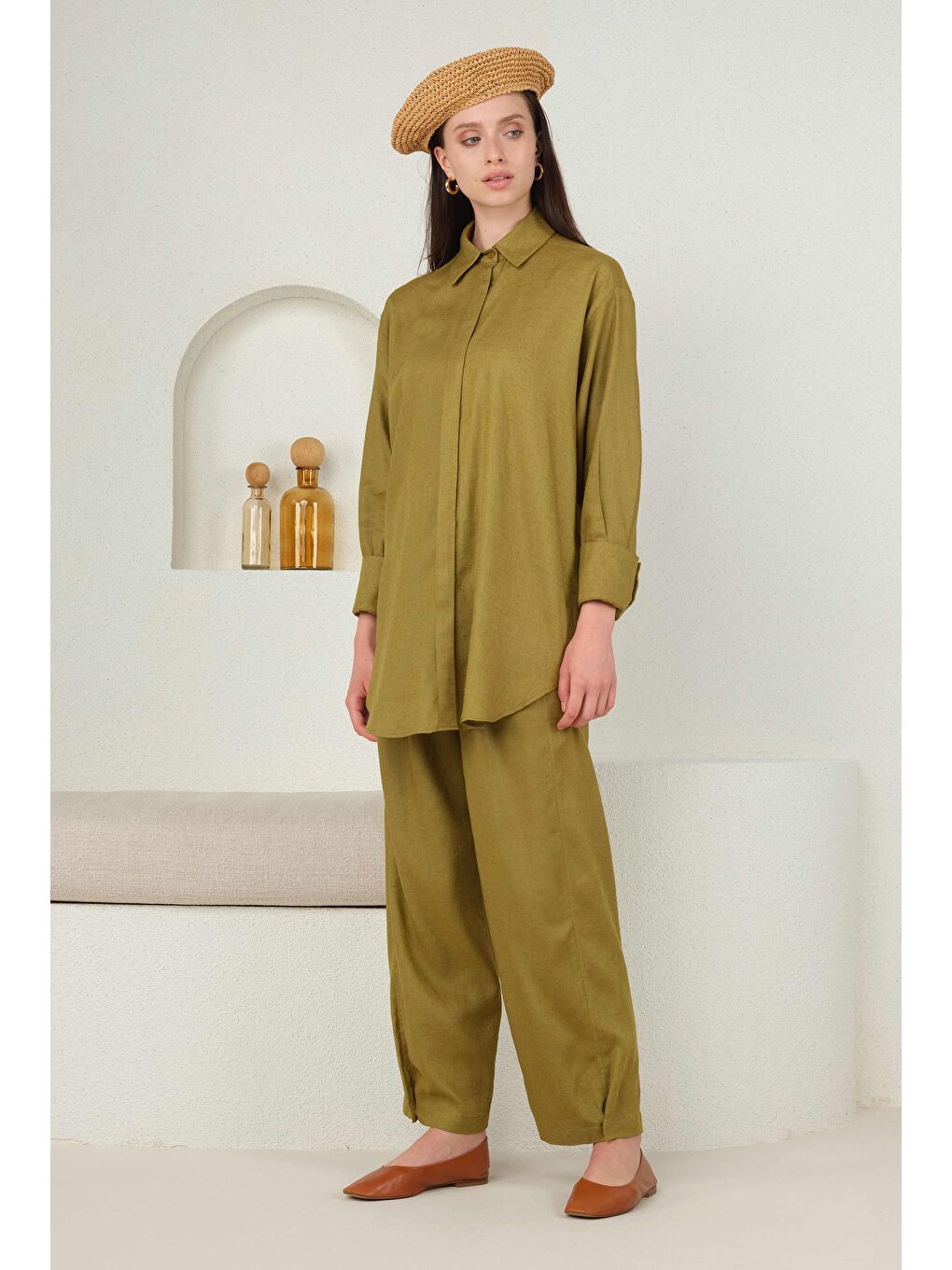 Yeşil Paçası Pileli Keten Pantolon Olive