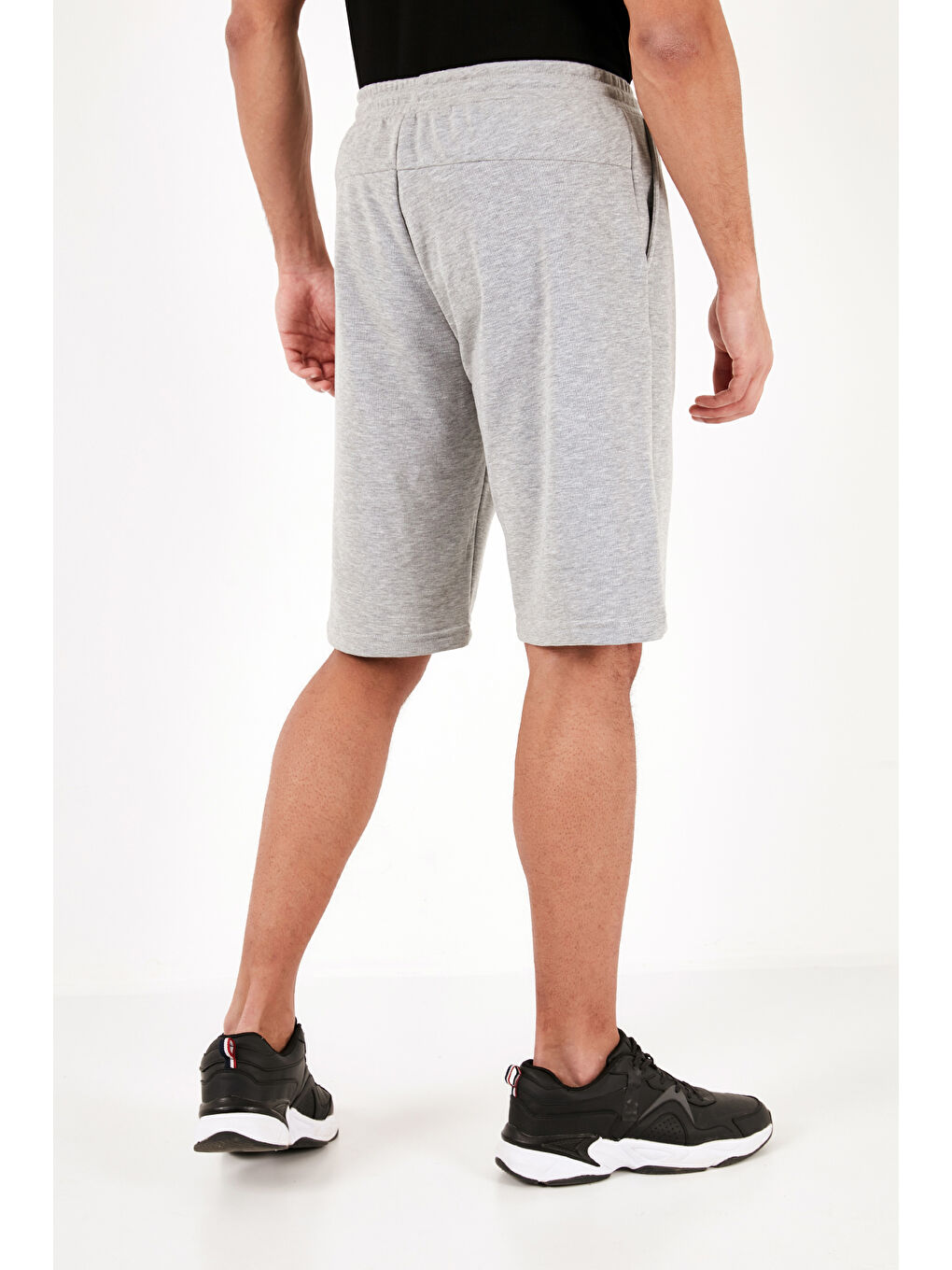 Gri Pamuklu Regular Fit Normal Bel Cepli 2'li Paket Şort 590804142S2-4