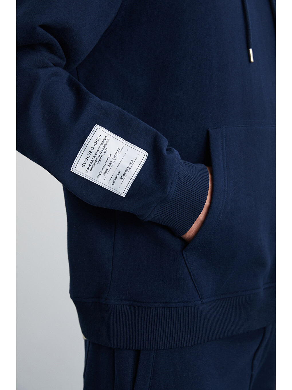 Ashbourne Erkek Oversize Fit Kanguru Cepli Lastikli Paça Kol Etiket Detaylı Lacivert Eşofman Takımı-1