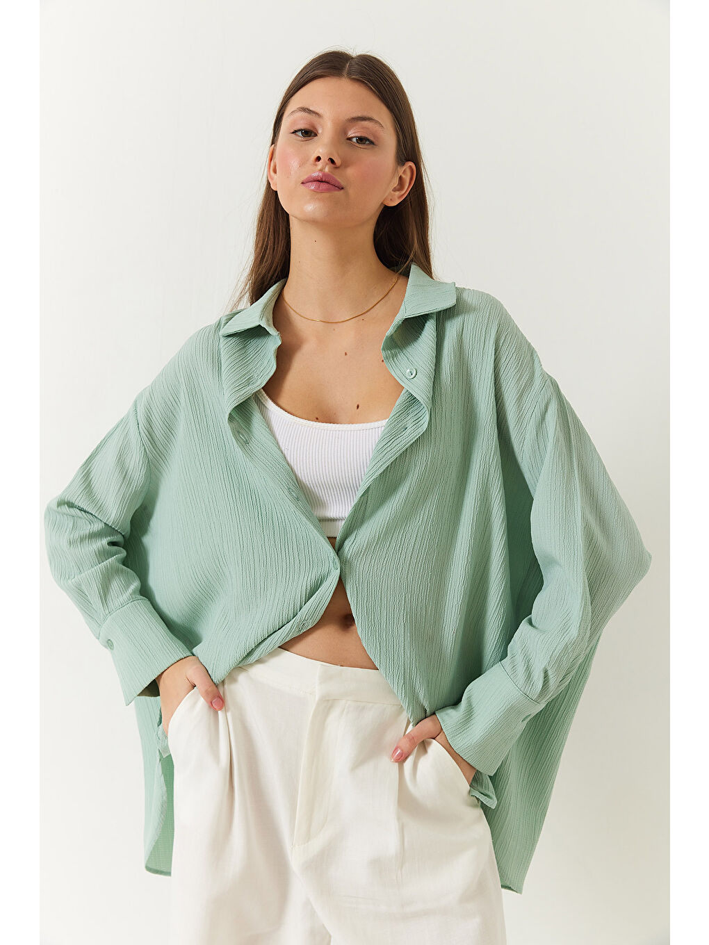 Yeşil Kadın Düşük Omuz Oversize Basic Bürümcük Gömlek-1