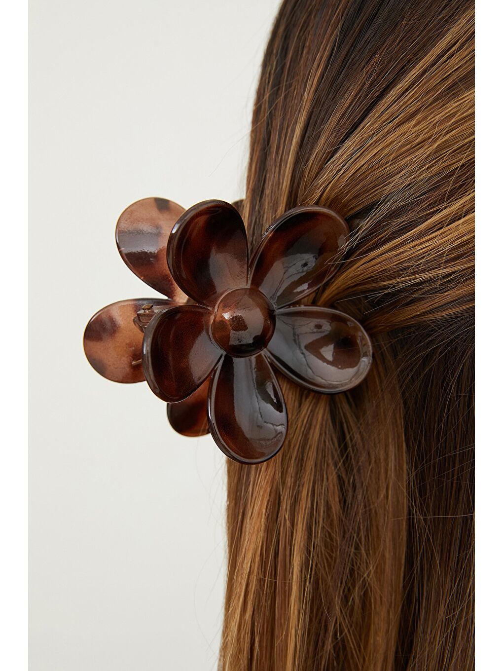 Kahverengi Leopar Desenli Çiçek Mandal Toka-1