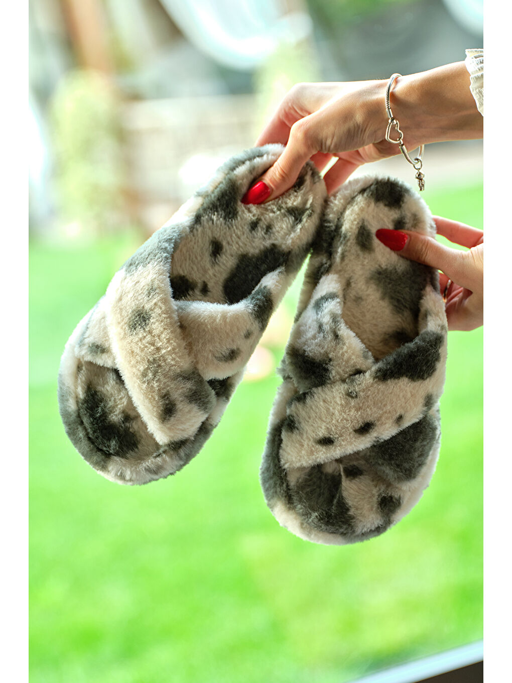 Turkuaz Kadın Su Yeşili Desenli Pelüş Çapraz Ev Terliği-2