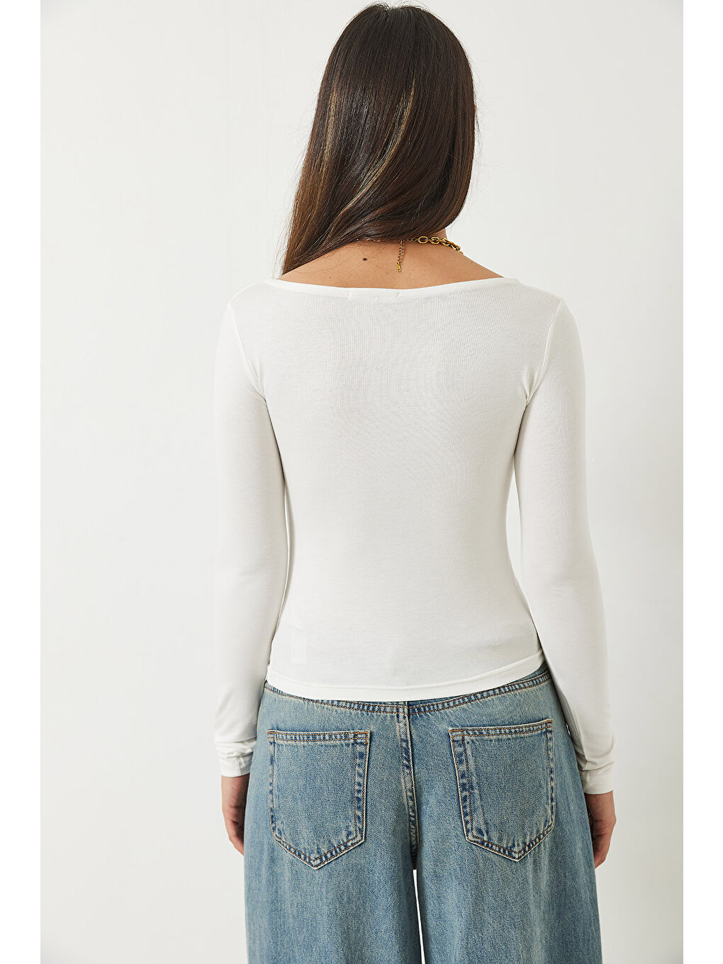 Beyaz Kadın Kare Yaka Uzun Kol Saran Modal Bluz-5