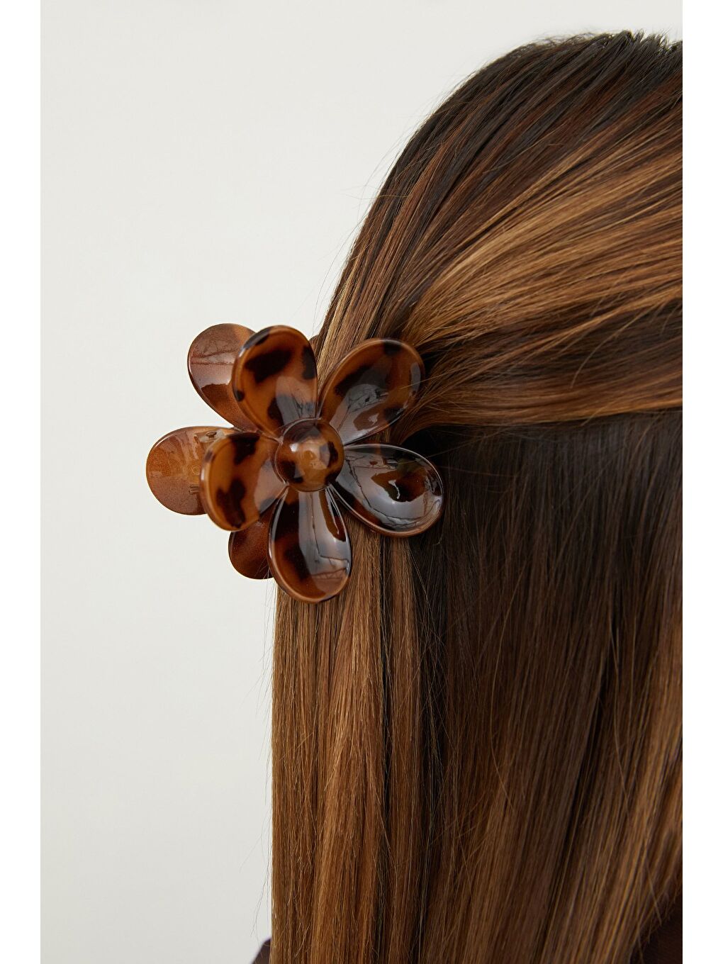 Kahverengi Leopar Desenli Çiçek Mandal Toka