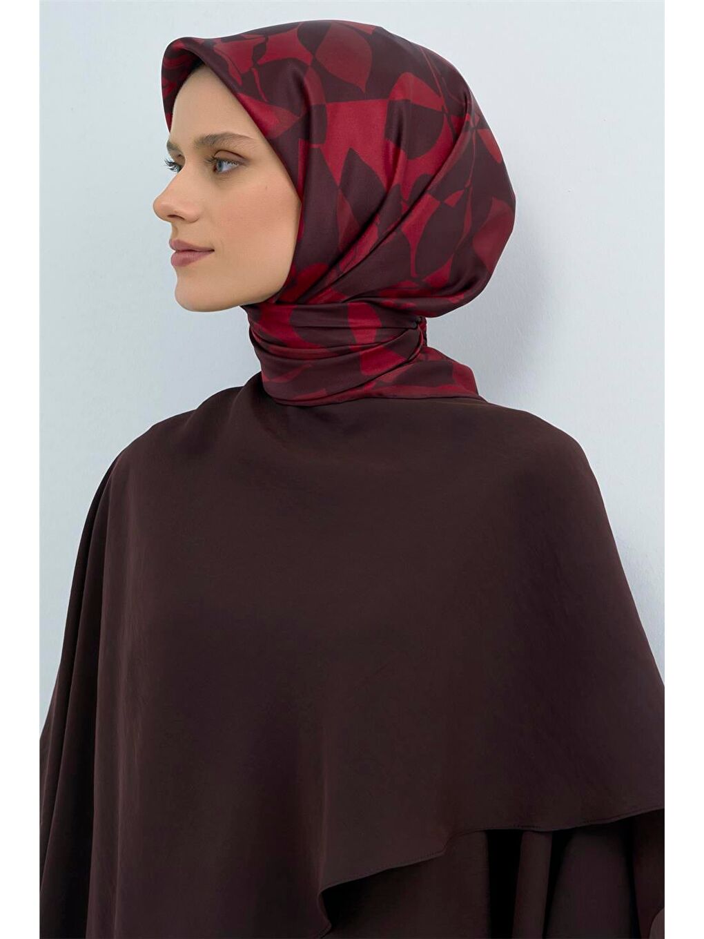 Bordo Saf İpek Sura Eşarp 9551D 02-3