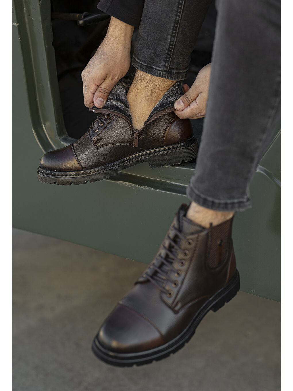 Kahverengi Darko Su Ve Soğuk Geçirmez İçi Kürklü Unisex 36-46 Büyük Numara Mevcut Bot-1