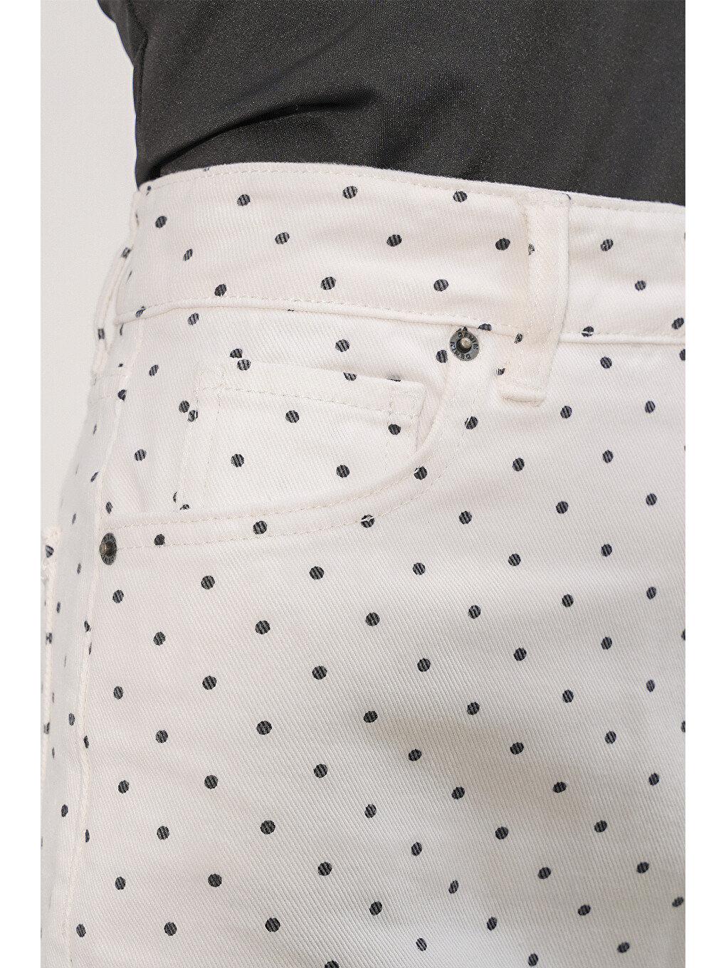 Kadın Puantiyeli Mini Jean Etek 8086 - Beyaz-5